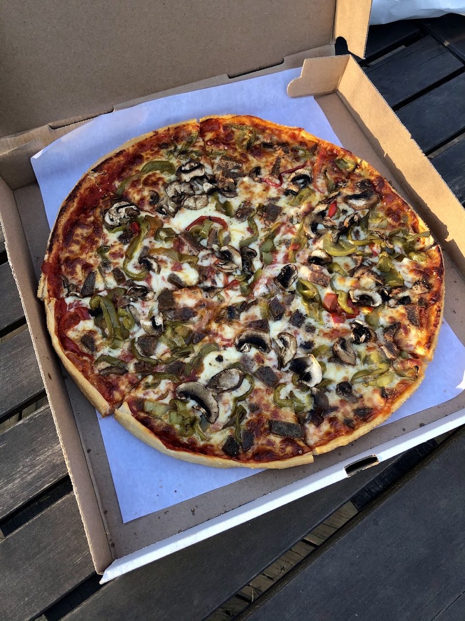 Mushrooms and Pepper Pizza
