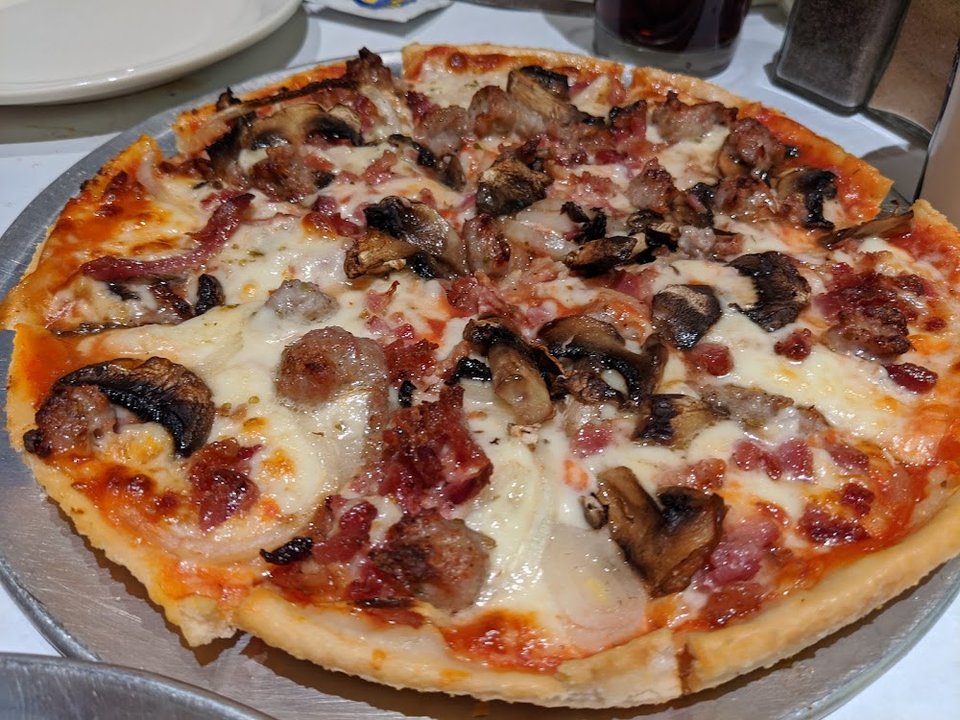 Paul's Pizza